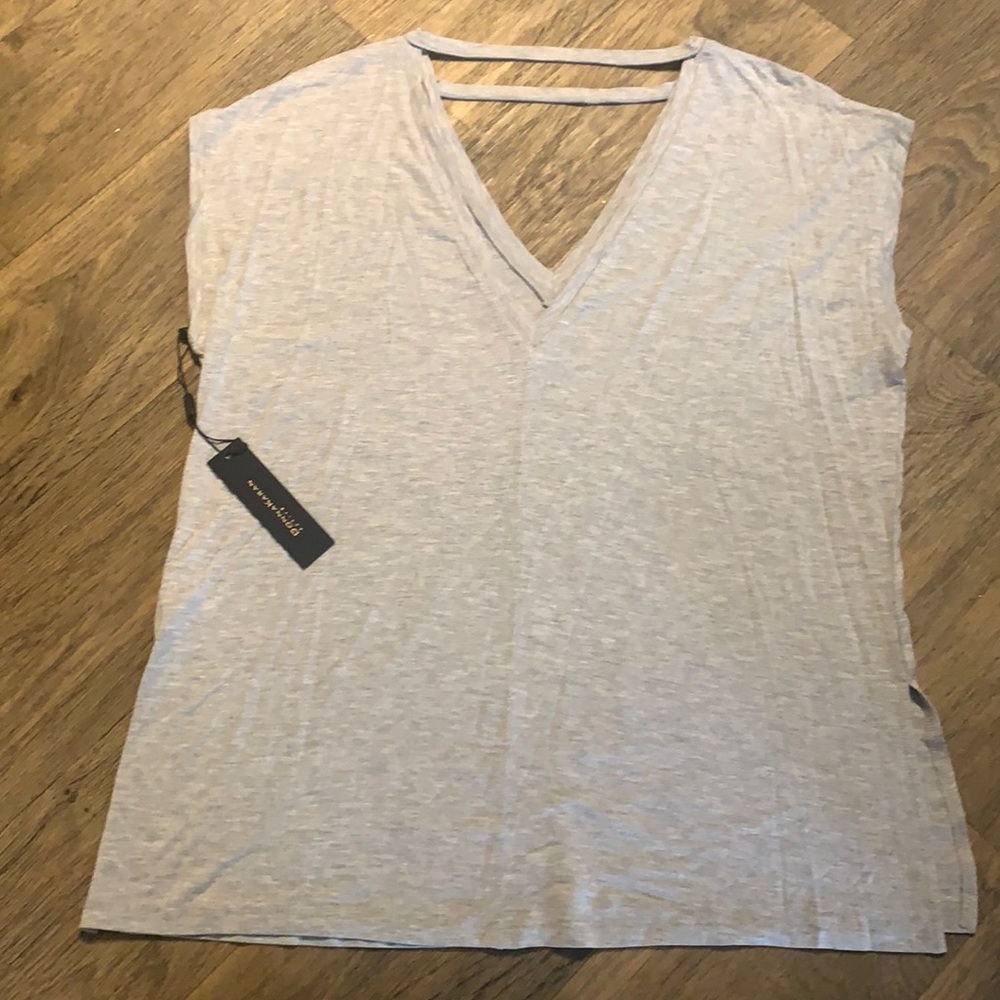 Donna Karen. Women’s Sport. Large sleeveless